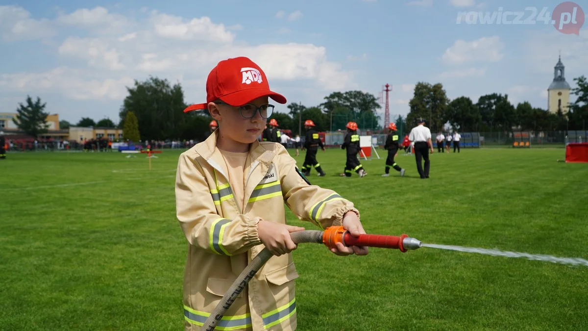 Dziecięce Drużyny Pożarnicze na zawodach w Miejskiej Górce