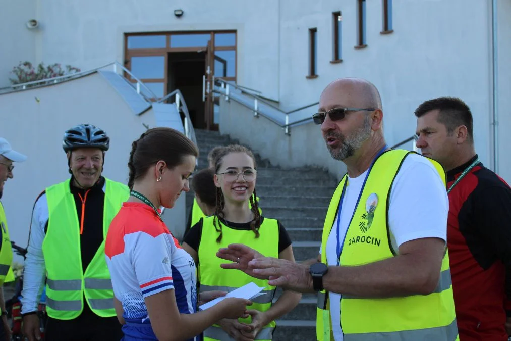 Rowerzyści z Jarocina wyruszyli w drogę na Jasną Górę