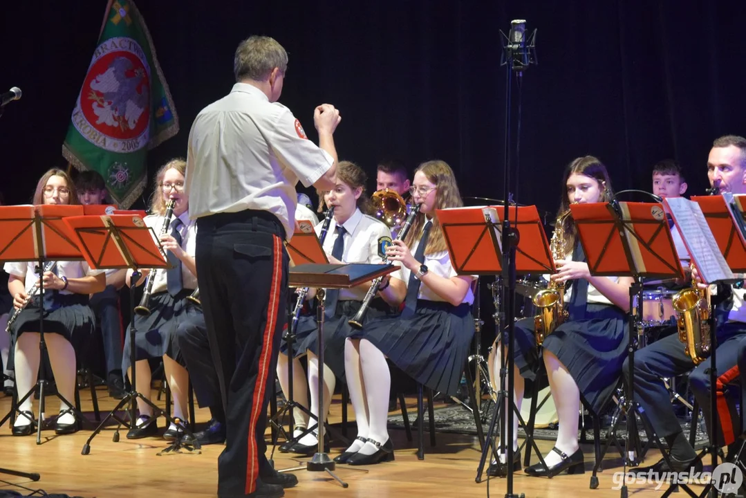 Koncert Orkiestry Dętej w Krobi oraz wręczenie tytułu "Zasłużony dla Gminy Krobia" 2025