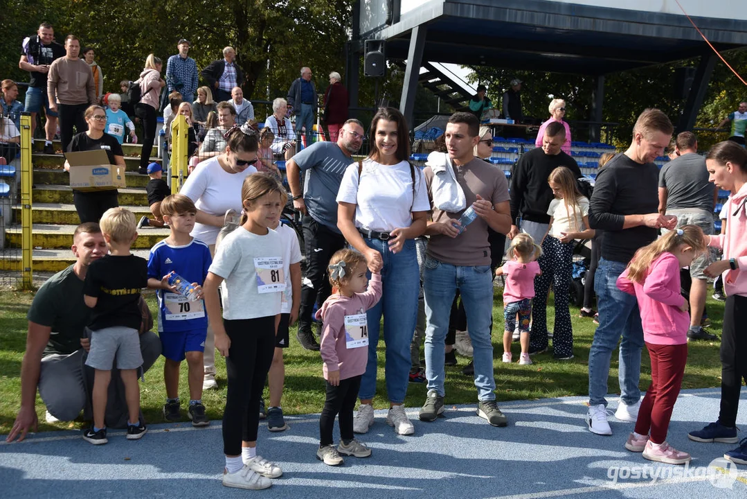 II Rodzinny Festiwal Biegowy w Gostyniu. Bieżnię opanowały dzieci