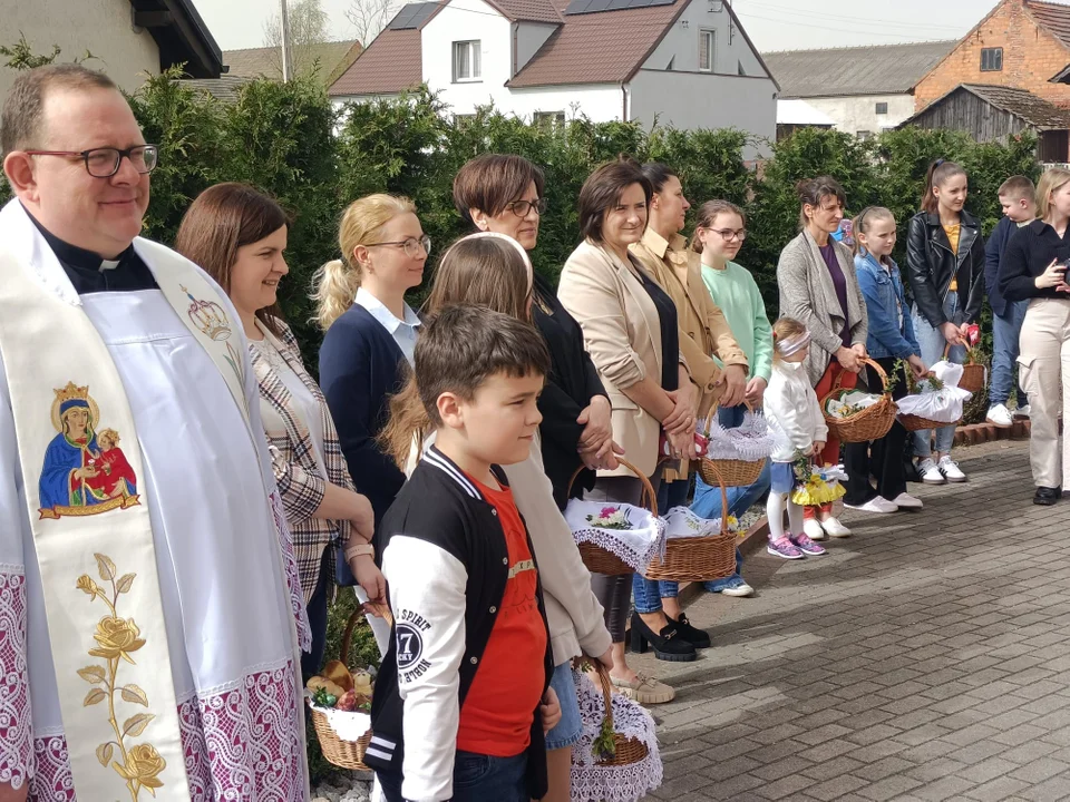 Święcenie potraw w Lutogniewie, Dzierżanowie, Bożacinie i Wróżewach [ZDJĘCIA]