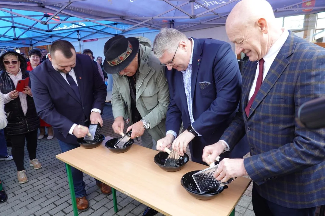 W Chrzanie tarli chrzan na wyścigi. Oceniano też potrawy z chrzanem