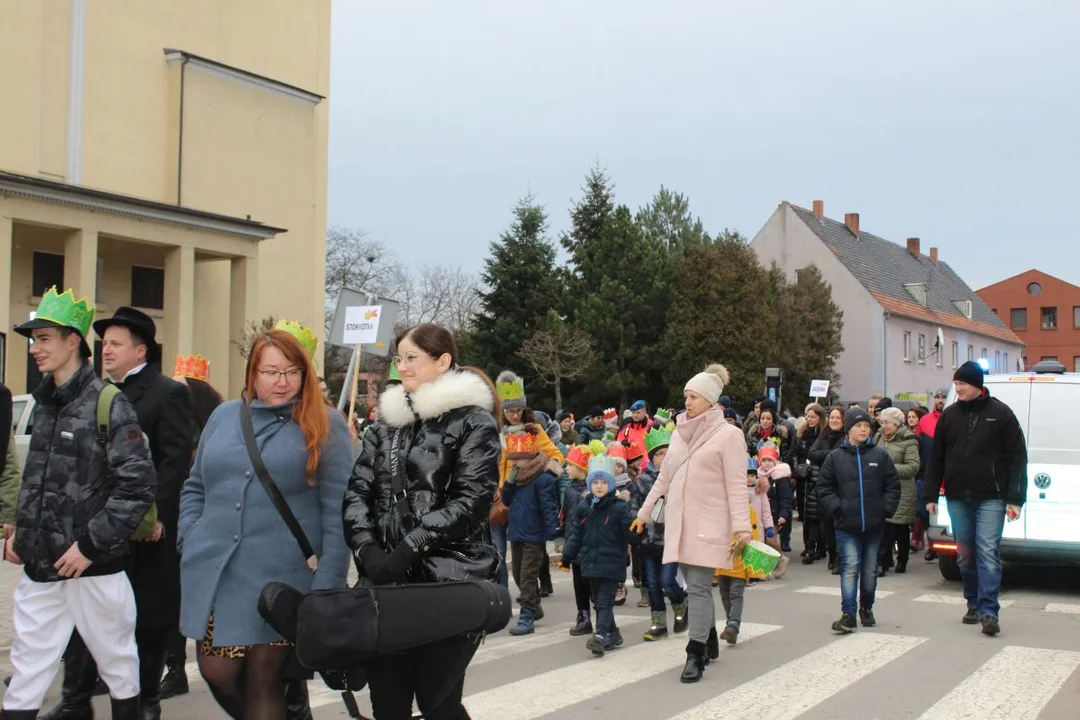 Orszak Trzech Króli i 12. Jarocinskie Kolędowanie w Jarocinie