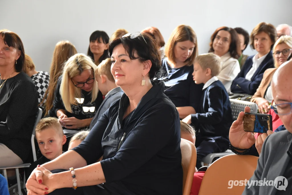 Szkoła Podstawowa Jedność w Gostyniu - nadanie imienia