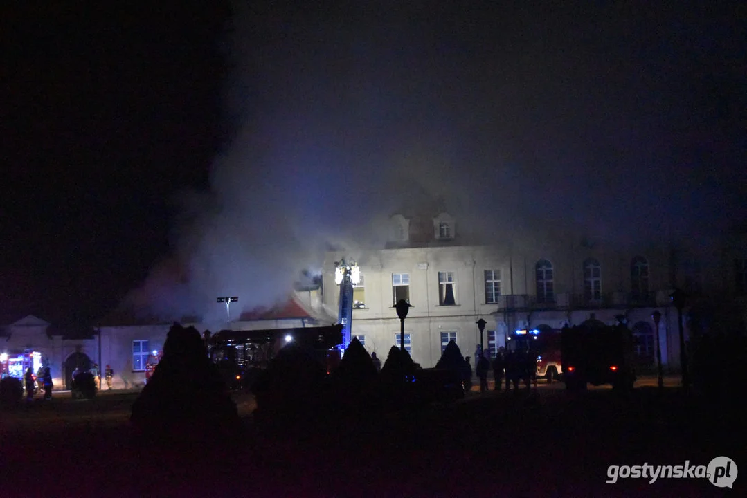 Pożar w pałacu w Pępowie