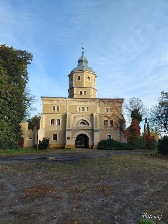 "Urbex Po Naszemu" w wykonaniu Sylwii i Mateusza