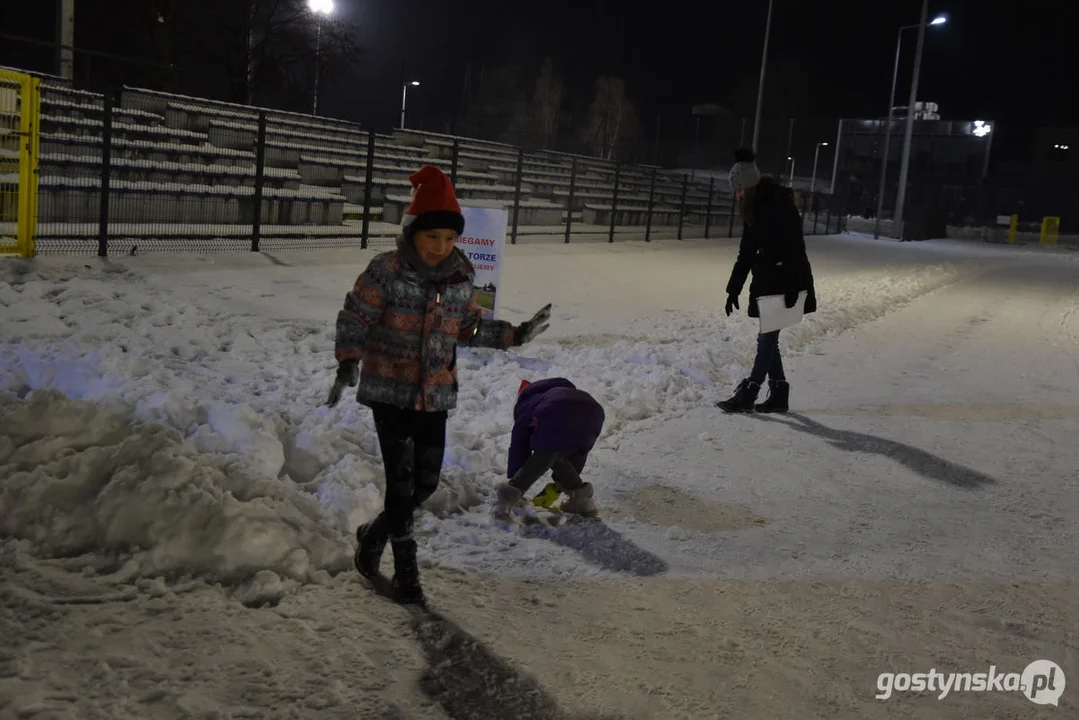 I Bieg Mikołajkowy na stadionie w Gostyniu