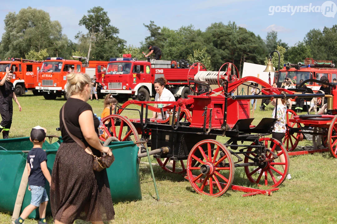 Strażacki Piknik Historyczny w Dzięczynie