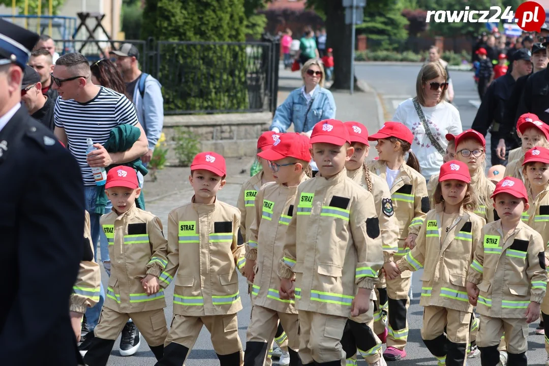 Dziecięce Drużyny Pożarnicze na zawodach w Miejskiej GórceDziecięce Drużyny Pożarnicze na zawodach w Miejskiej Górce