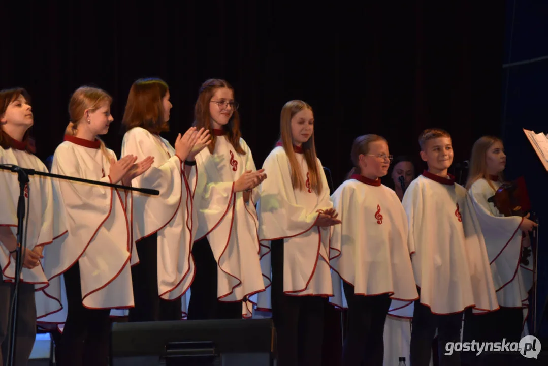 Jubileusz Schola Nutki Św. Michała Archanioła - chór działający przy parafii w Pogorzeli obchodził 5. urodziny