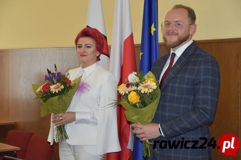 Bojanowo. Przewodniczący rady wybrany jednogłośnie. Burmistrz złożyła ślubowanie [ZDJĘCIA] - Zdjęcie główne