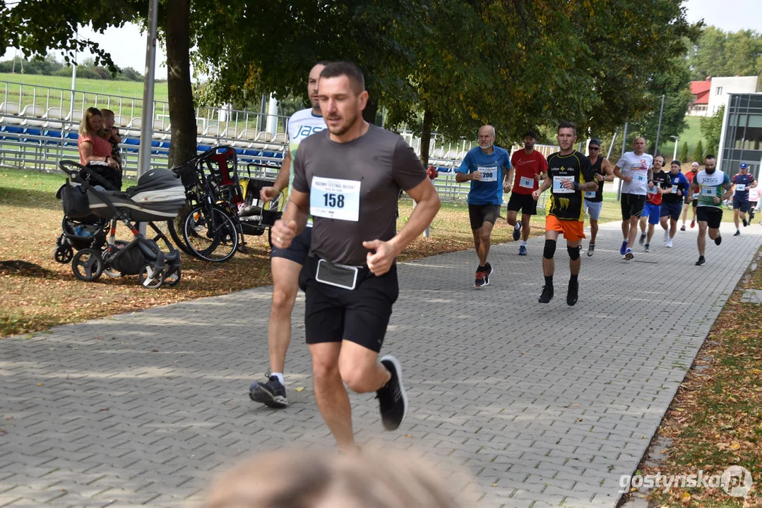 Ponad 100 zawodników na starcie. II Rodzinny Festiwal Biegowy w Gostyniu