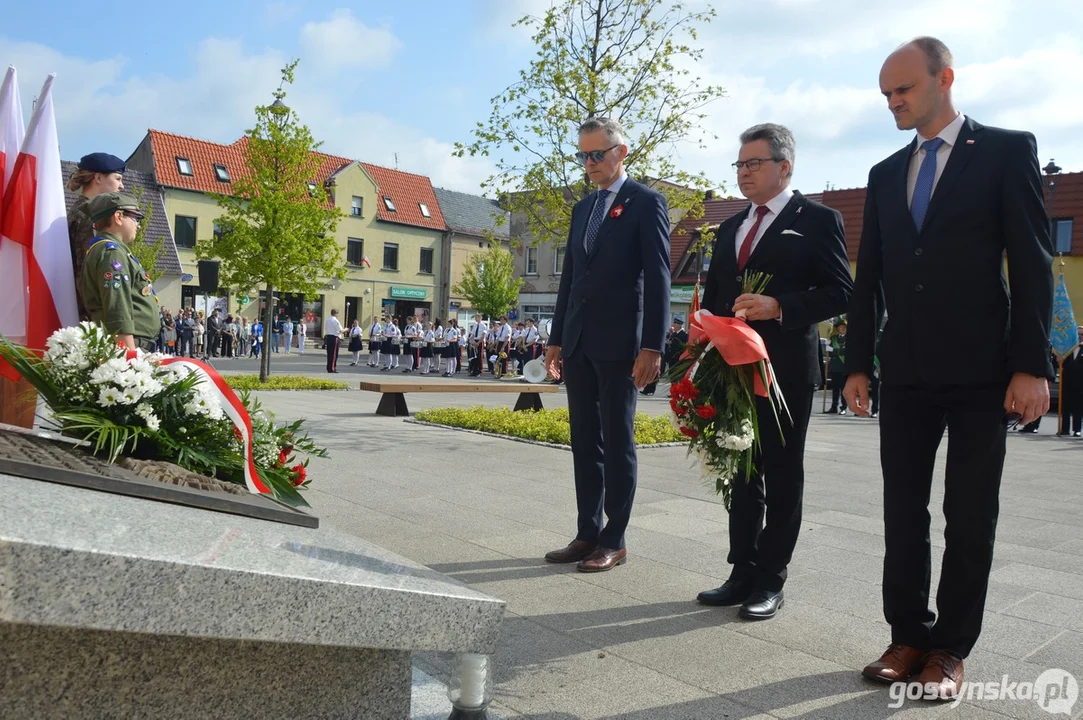 Obchody 234. rocznicy uchwalenia Konstytucji 3 Maja i festyn PRL w Krobi