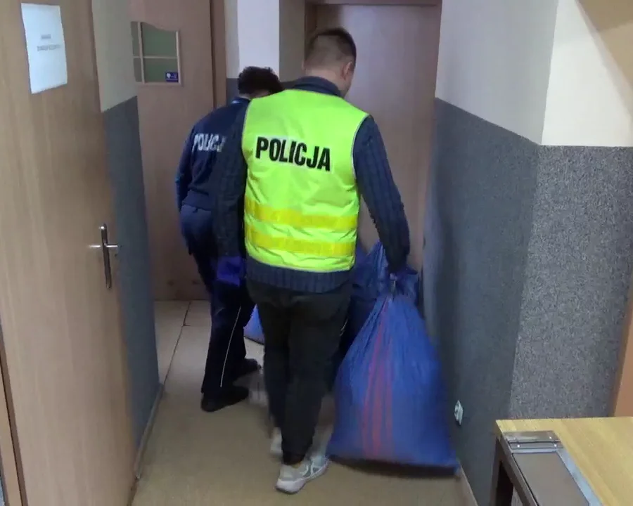 Krotoszyn. Policjanci zabezpieczyli nielegalny tytoń