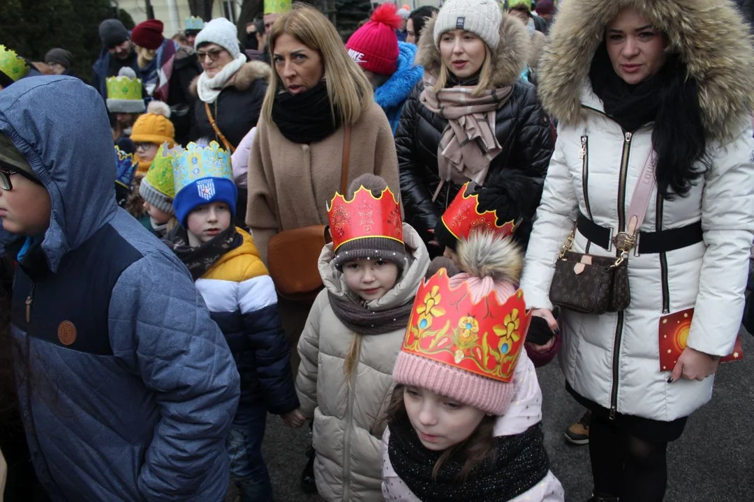 Orszak Trzech Króli i 12. Jarocinskie Kolędowanie w Jarocinie