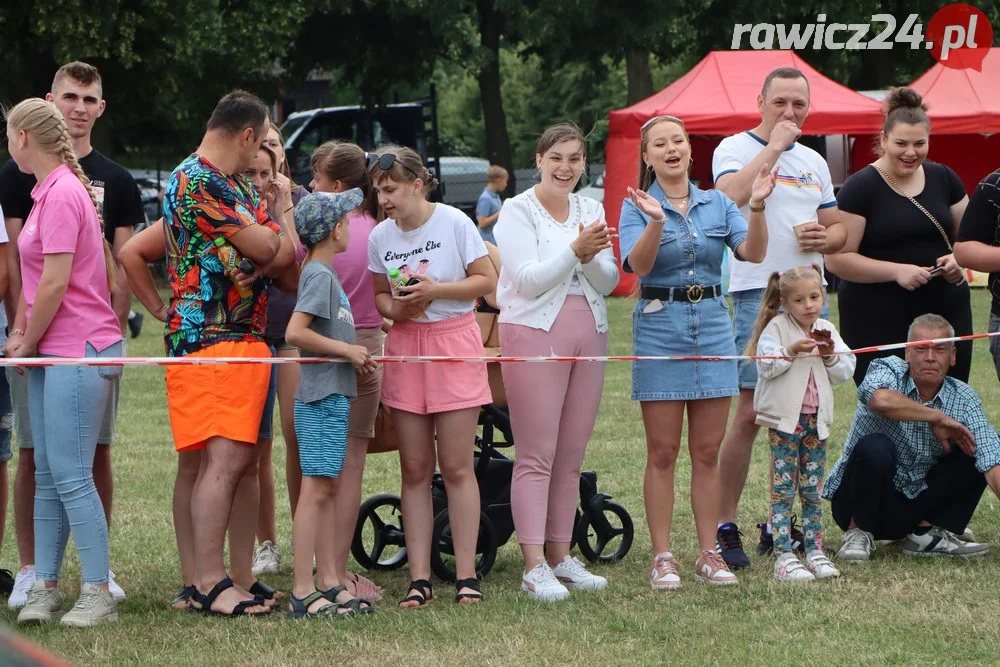 Charytatywny piknik sportowy w Szkaradowie