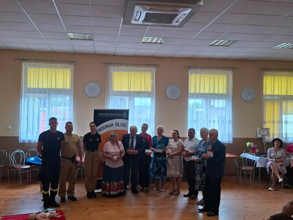 Uczyli seniorów, jak ratować życie. Każdy powinien znać te zasady