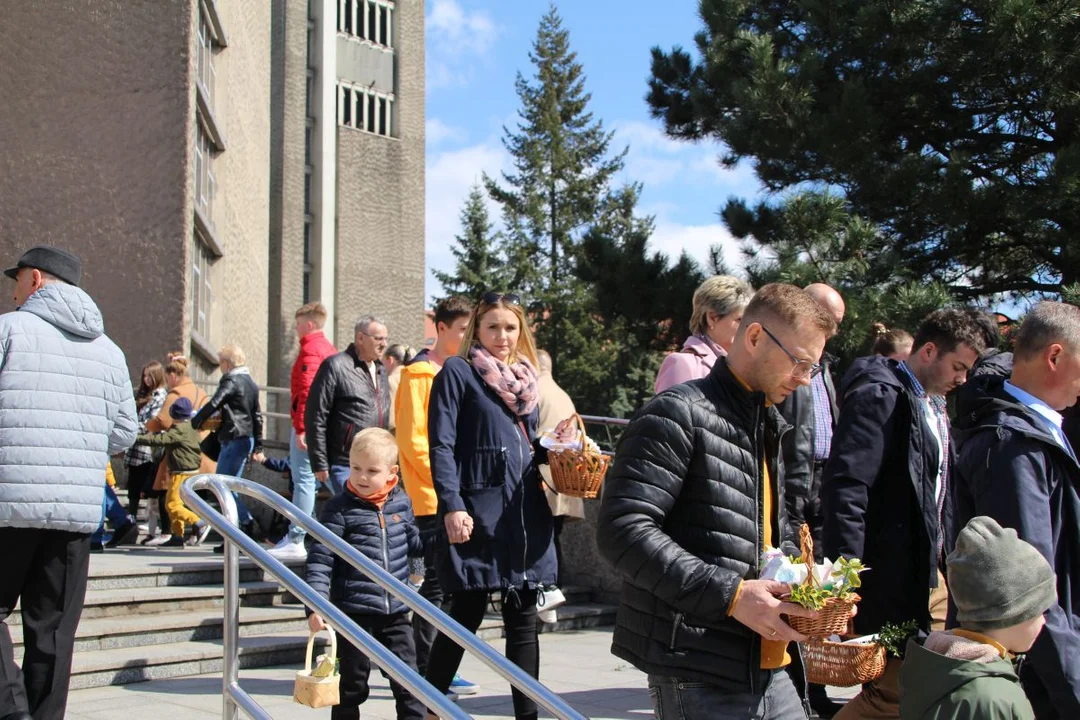 Gdzie do spowiedzi przed świętami? O której poświęcisz pokarmy w Wielką Sobotę w Jarocinie?