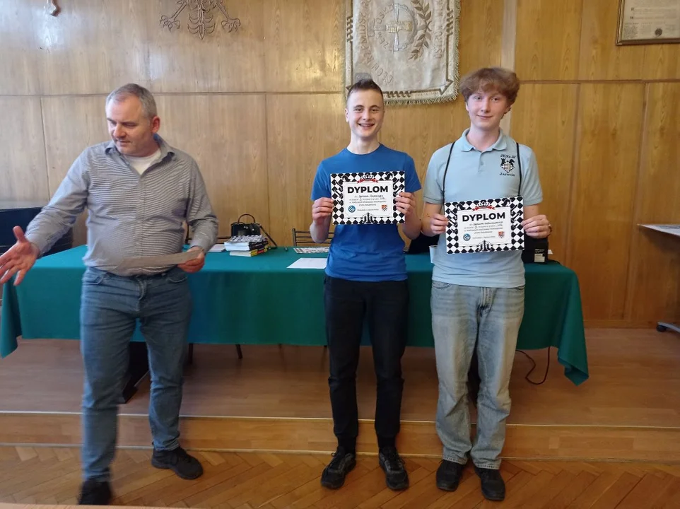 Zawodnicy JKSz-W Jarocin zdobyli 4 medale w półfinałach strefy południowej Mistrzostw Wielkopolski Juniorów w szachach