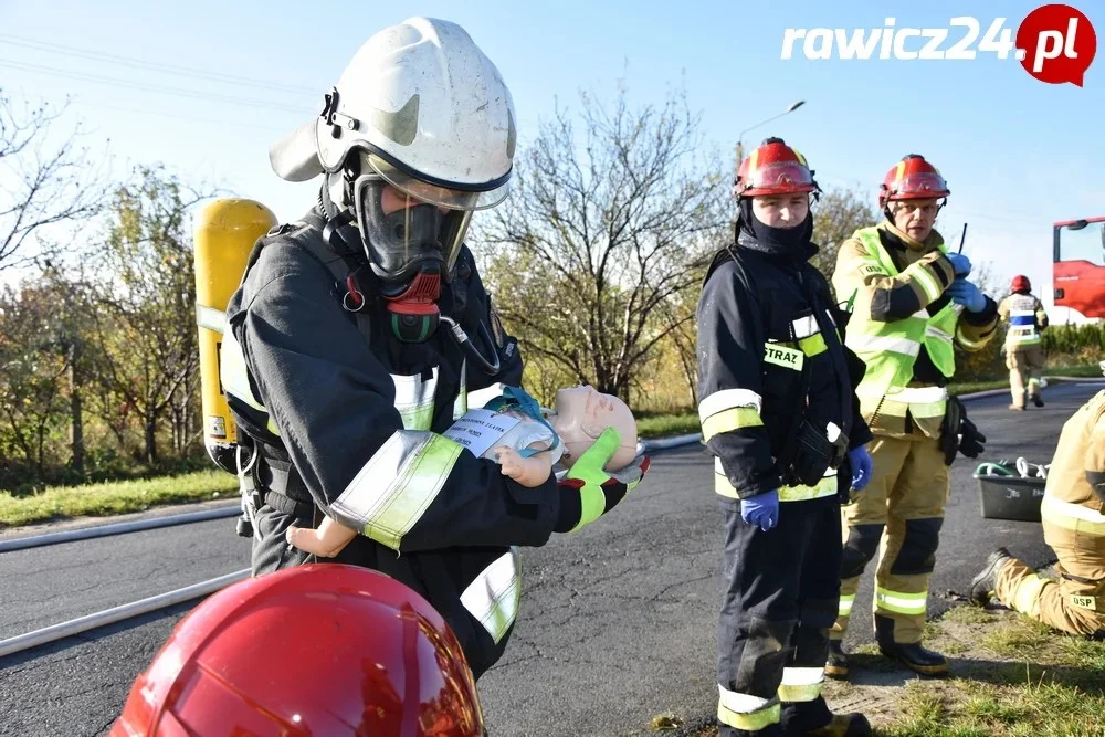 Ćwiczenia służb w Sarnowie