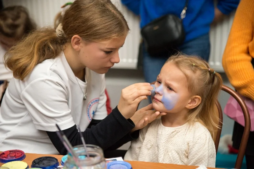 Mikołajki w Choczu z Fundacją Pomocy Dzieciom Humana