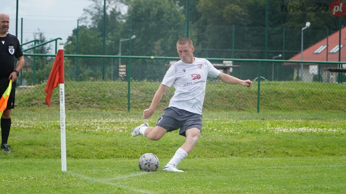 LZS Chojno-Sarnowa - Juna-Trans Stare Oborzyska 2:6