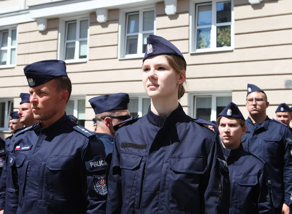 Ślubowanie nowych policjantów