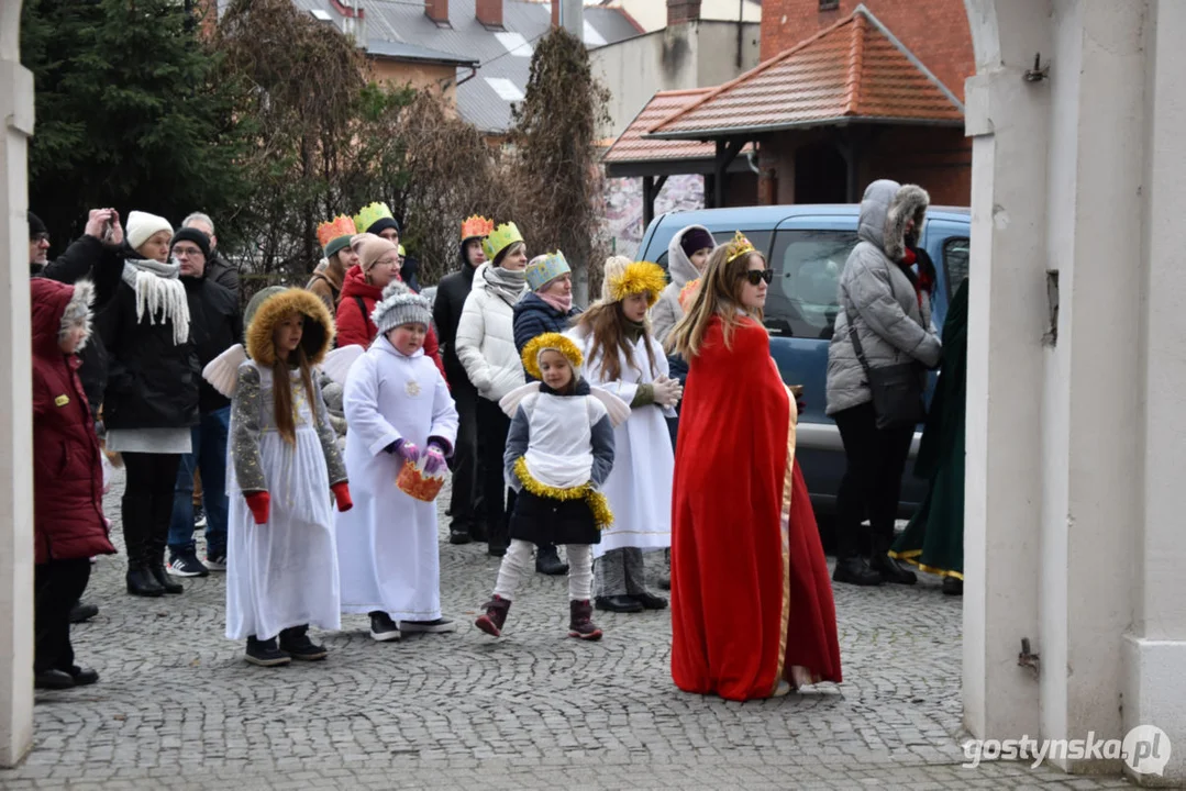 "W jasełkach leży" - Orszak Trzech Króli na ulicach Gostynia