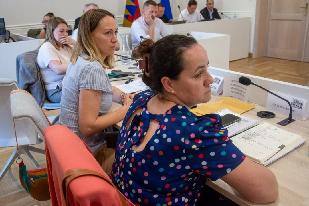 Dyskusja o sytuacji w Schronisku dla Bezdomnych Zwierząt w Radlinie
