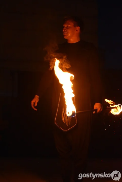 Fire Show na rynku w Krobi