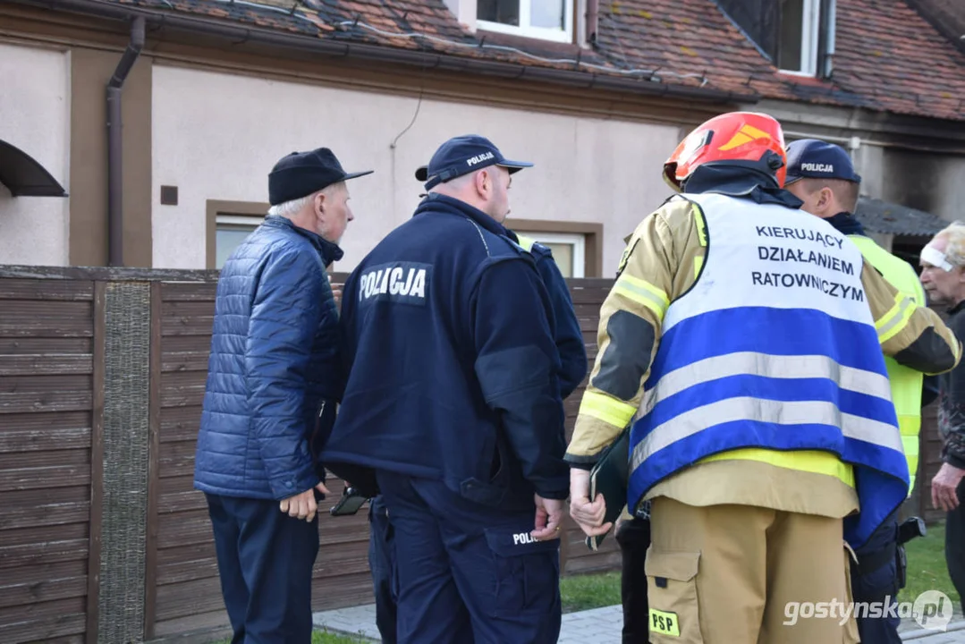 Groźny pożar w Łęce Wielkiej. Mieszkanie spłonęło doszczętnie