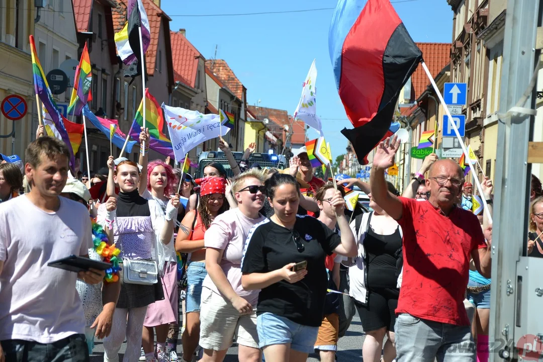 Marsz Równości i kontrmanifestacje w Rawiczu