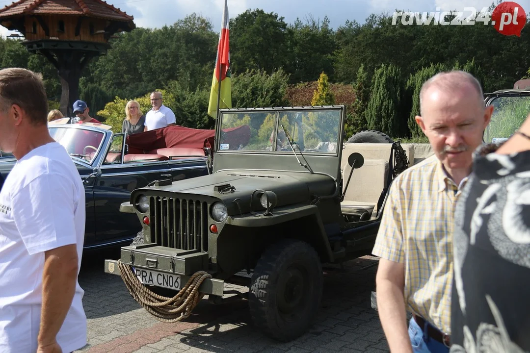 Wystawa Pojazdów Zabytkowych Dębno