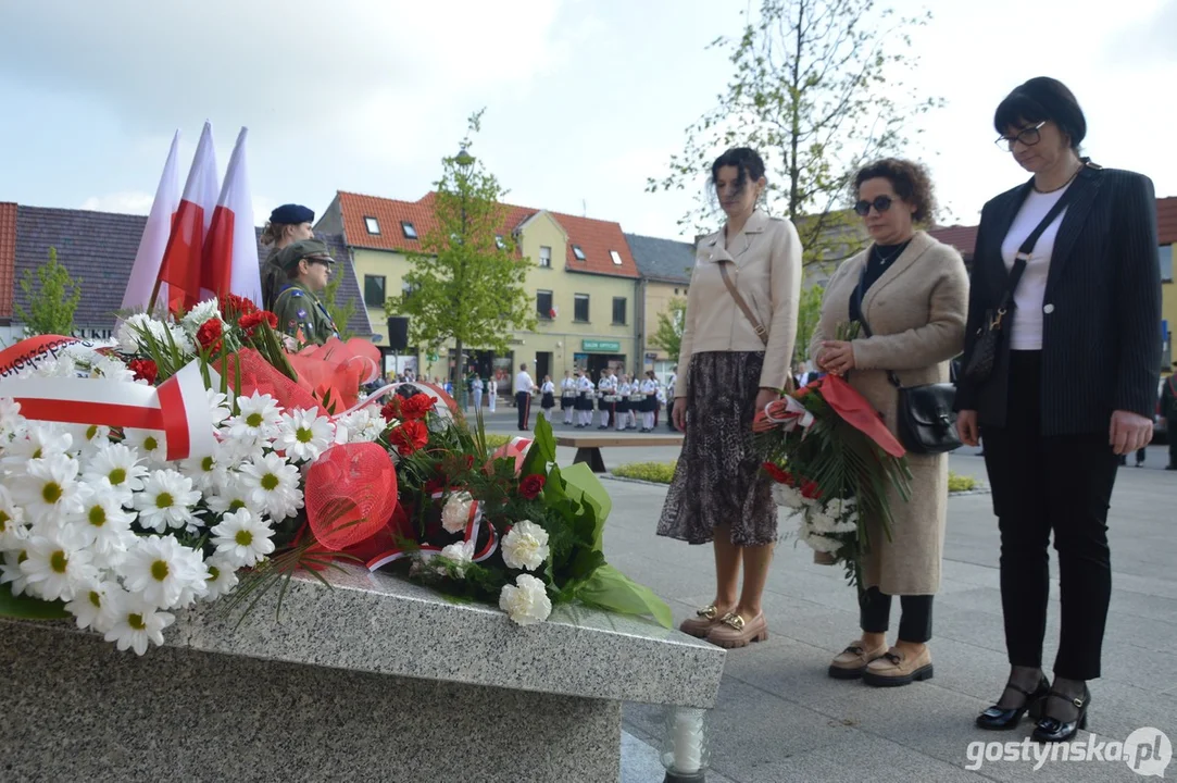 Obchody 234. rocznicy uchwalenia Konstytucji 3 Maja i festyn PRL w Krobi