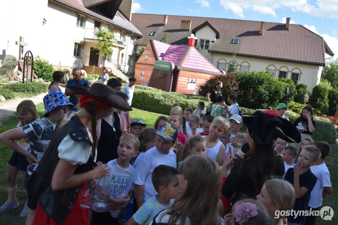 Pierwszy festyn z bł. Edmundem Bojanowskim, przy ochronce Sióstr Służebniczek w Podrzeczu