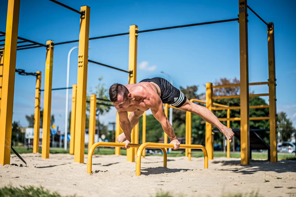 Dawid Adamczak - mistrz świata w kalistenice i street workout