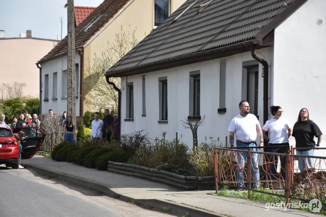 "Niedźwiedzie" wróciły do Zalesia - wesoły śmigus-dyngus