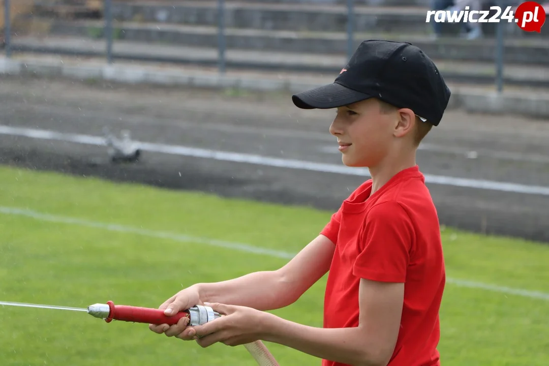 Dziecięce Drużyny Pożarnicze na zawodach w Miejskiej GórceDziecięce Drużyny Pożarnicze na zawodach w Miejskiej Górce