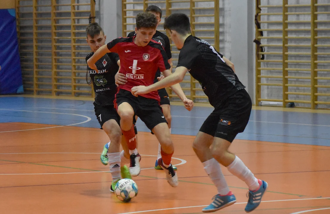 Piast Poniec wygrał drugi mecz w trzeciej lidze futsalu - Zdjęcie główne