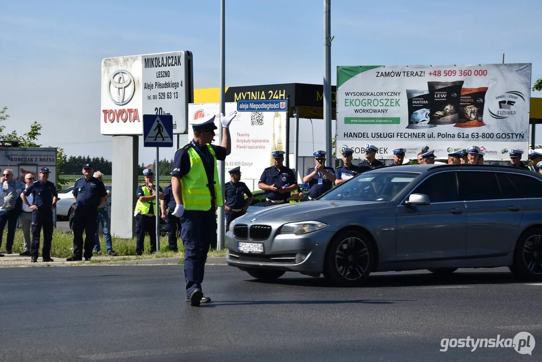 34. Konkurs "Policjant ruchu drogowego 2024” w Gostyniu. Dzień drugi - ręczna regulacja ruchem