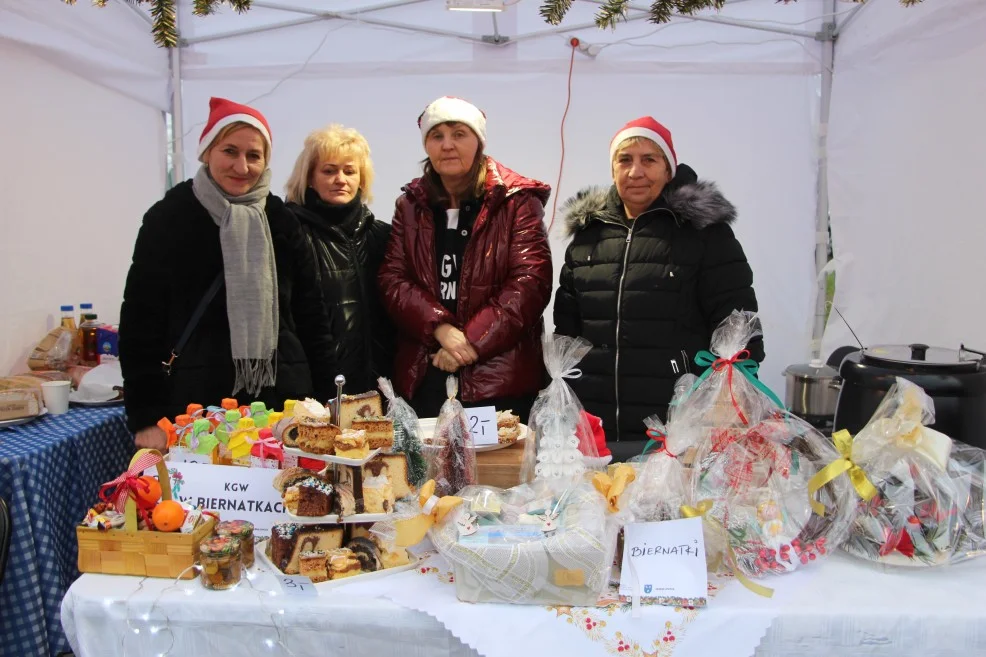 Jarmark bożonarodzeniowy i finał konkursu "Wilekopolskie smaki wigilijne w Choczu"