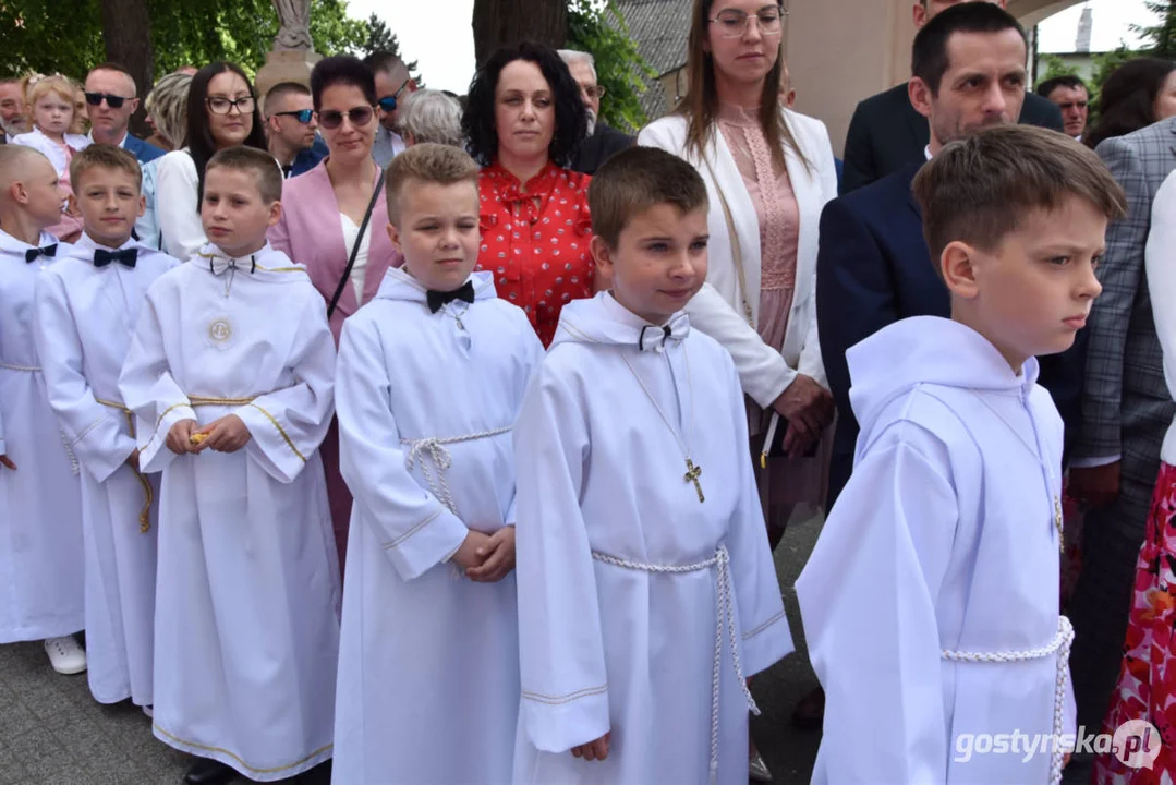 Uroczystość Pierwszej Komunii Świętej w parafii farnej w Gostyniu