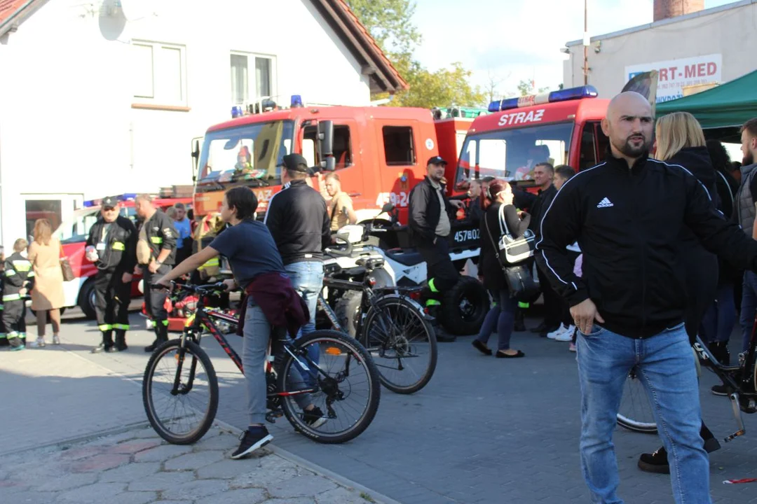 Festyn mundurowy dla Macieja Kaliszaka, prezesa OSP w Jarocinie