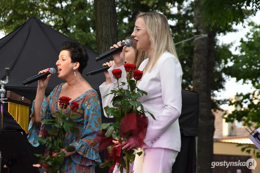 Fontanna pełna muzyki - jubileuszowy koncert zespołu Trio w Borku Wlkp.