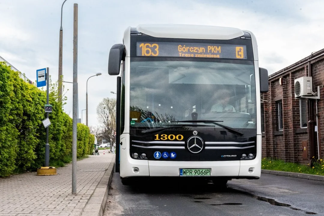 Elektryczny mercedes w Poznaniu. Autobus jest testowany