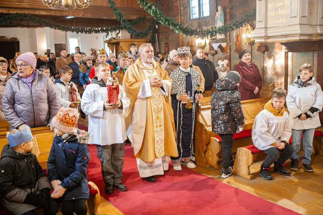 Święto Trzech Króli w Parafii św. Marii Magdaleny w Sośnicy [ZDJĘCIA] - Zdjęcie główne