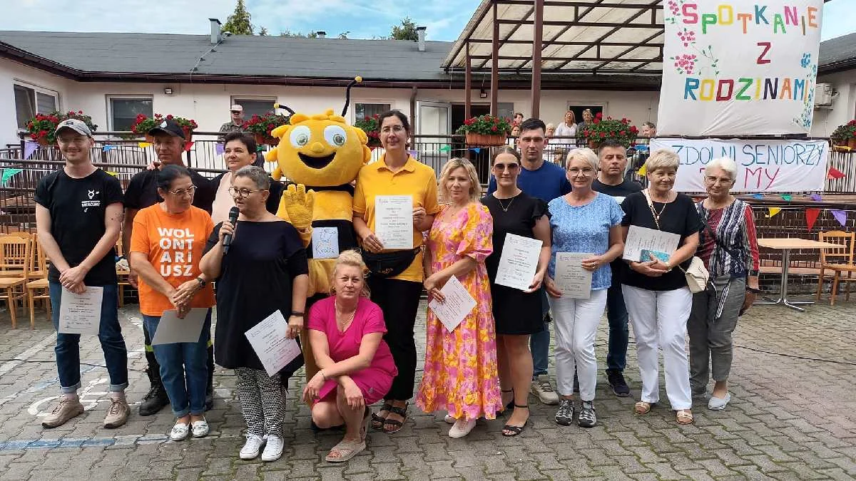 Jarmark Ekonomii Społecznej i festyn rodzinny w Domu Pomocy Społecznej w Chumiętkach 2023 - Zdjęcie główne