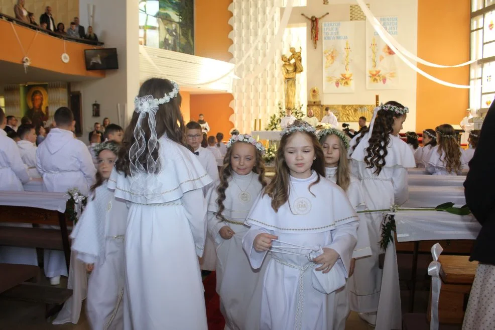 Pierwsza Komunia Święta w parafii św. Antoniego Padewskiego w Jarocinie