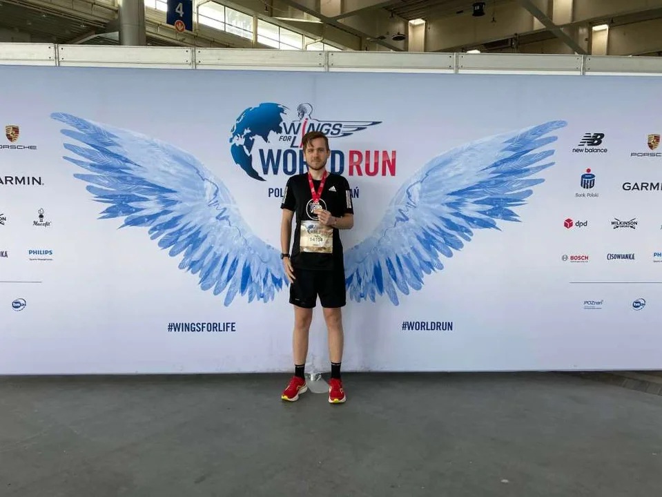 Jonasz Strzoda w biegu Wings for Life World Run w Poznaniu