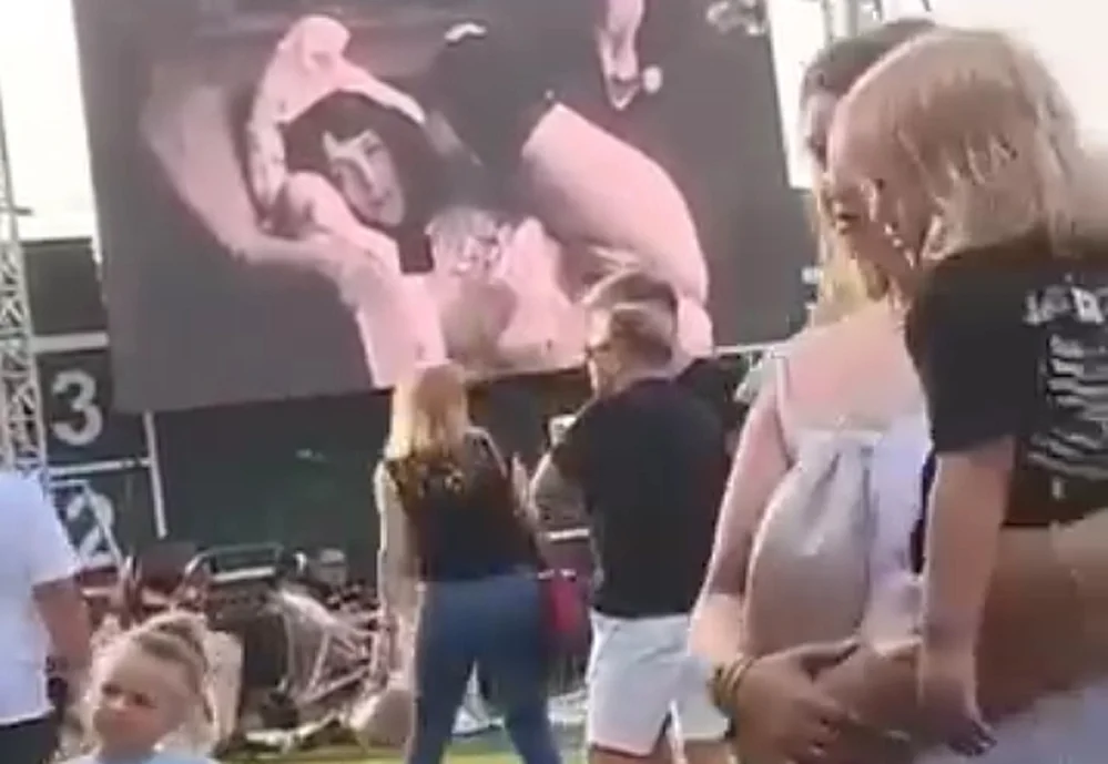 Porno w Strefie Mieszkańca na Jarocin Festiwal?